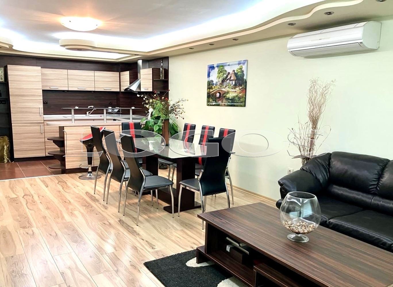 Продава 3-СТАЕН, гр. Варна, Базар Левски, снимка 2 - Апартаменти - 49481210