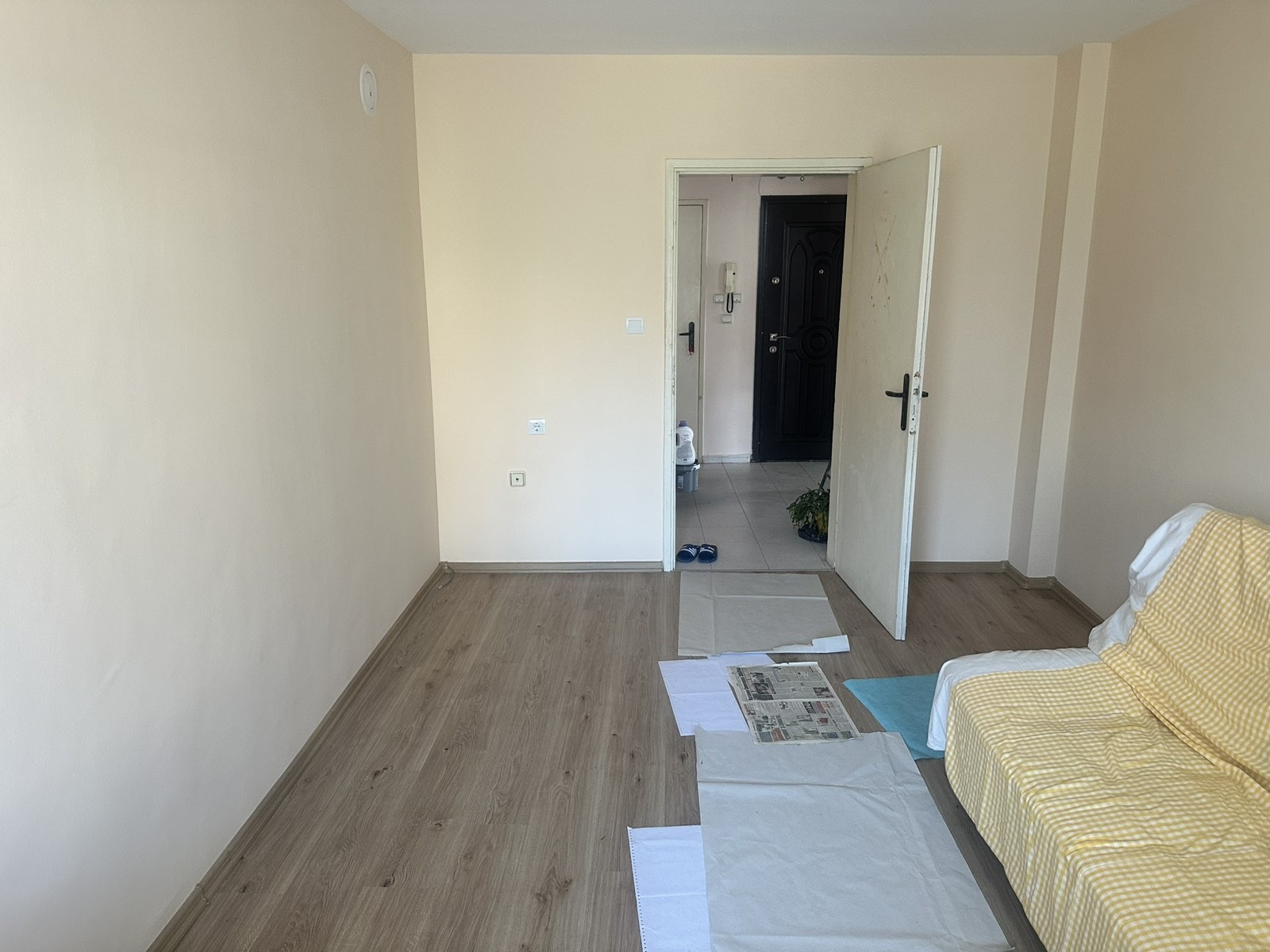 Продава МНОГОСТАЕН, гр. Кърджали, Център, снимка 11 - Апартаменти - 54937312