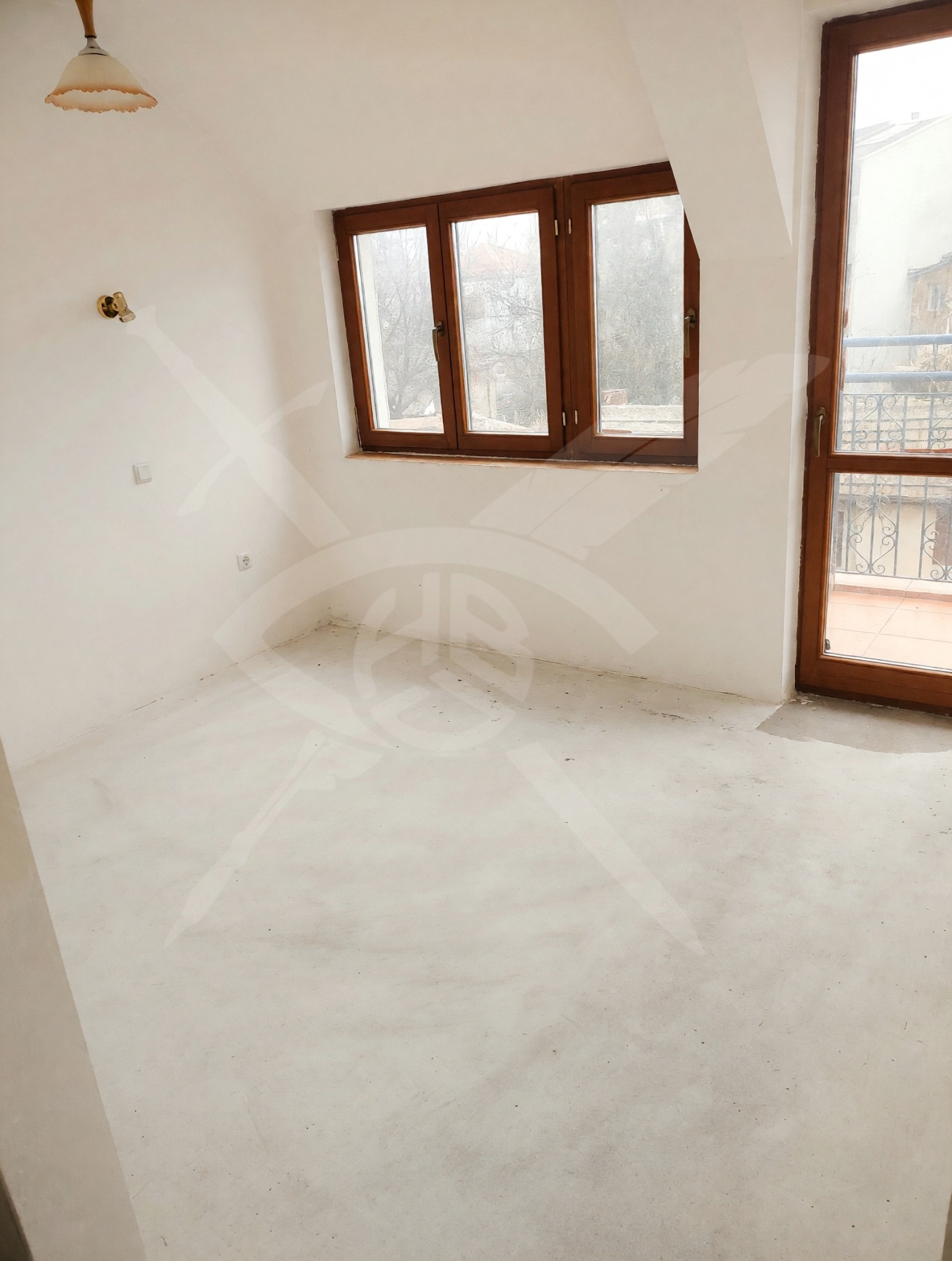 Продава МЕЗОНЕТ, гр. Бургас, Център, снимка 3 - Апартаменти - 55415088