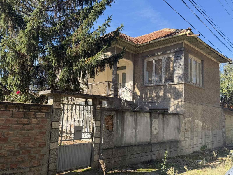 Продава КЪЩА в област Велико Търново, с. Поликраище - 130 кв.м / 79 500 € » 155 488.49 лв., СЕЛЕКТ БГ