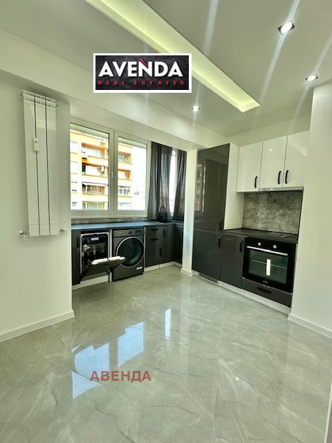 Продава  2-стаен град София , Свобода , 60 кв.м | 55361855