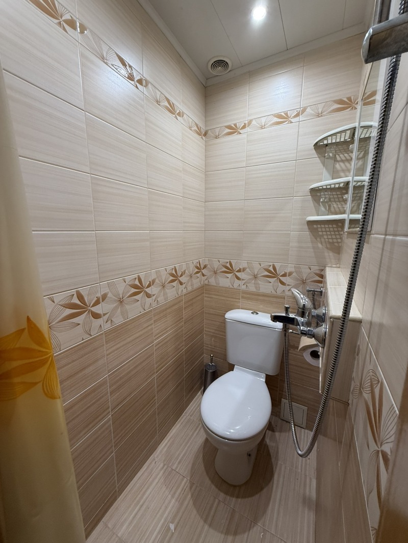 Продава  3-стаен град Варна , Възраждане 3 , 67 кв.м | 50531196 - изображение [3]