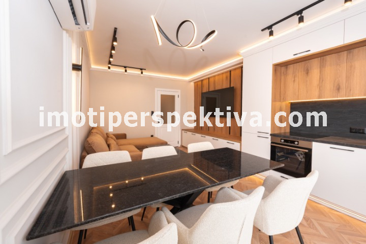 Продава 3-СТАЕН, гр. Пловдив, Кючук Париж, снимка 3 - Апартаменти - 55446893
