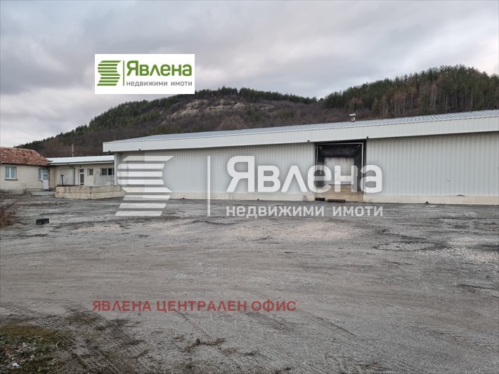 For Sale  Industrial building region Shumen , Veliki Preslav , 1250 sq.m | 22282624