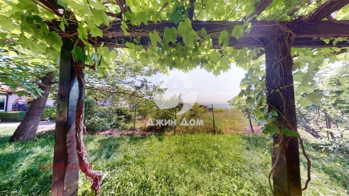 Продава 2-СТАЕН, с. Кошарица, област Бургас
