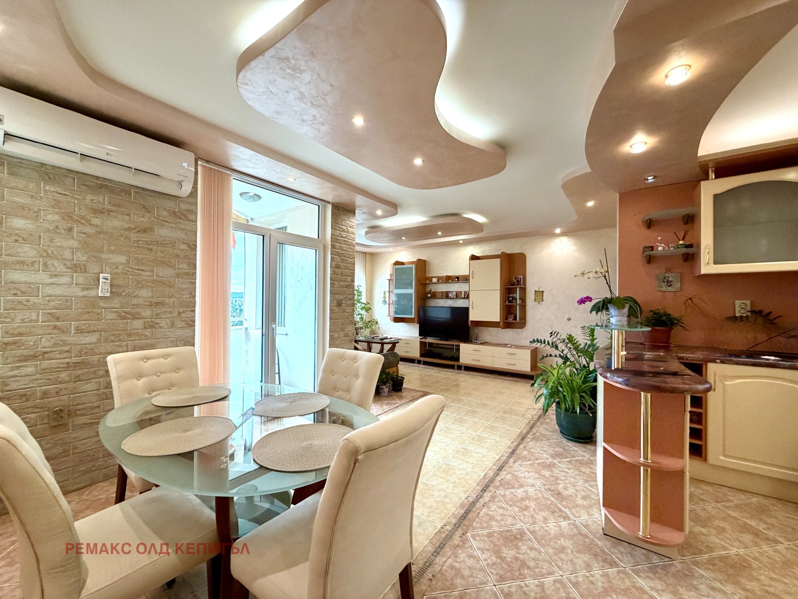 Продава 3-СТАЕН, гр. Велико Търново, Колю Фичето, снимка 5 - Апартаменти - 54283311