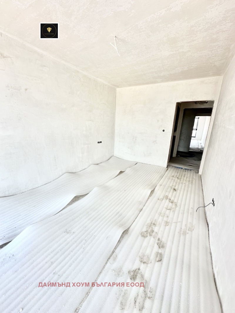 En venta  1 dormitorio Plovdiv , Ostromila , 76 metros cuadrados | 10985536 - imagen [4]