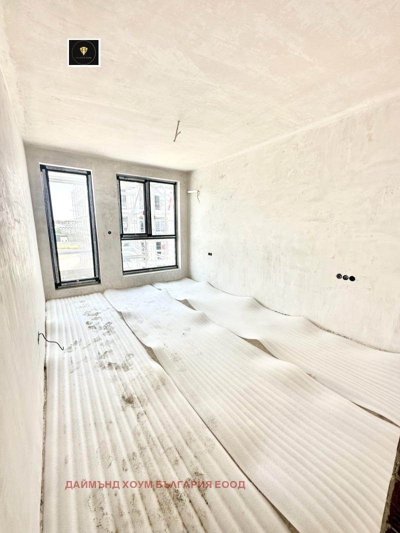 En venta  1 dormitorio Plovdiv , Ostromila , 76 metros cuadrados | 10985536 - imagen [5]
