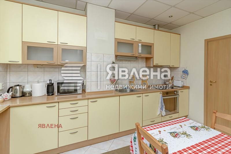 Продава  4-стаен град София , Център , 101 кв.м | 43321748
