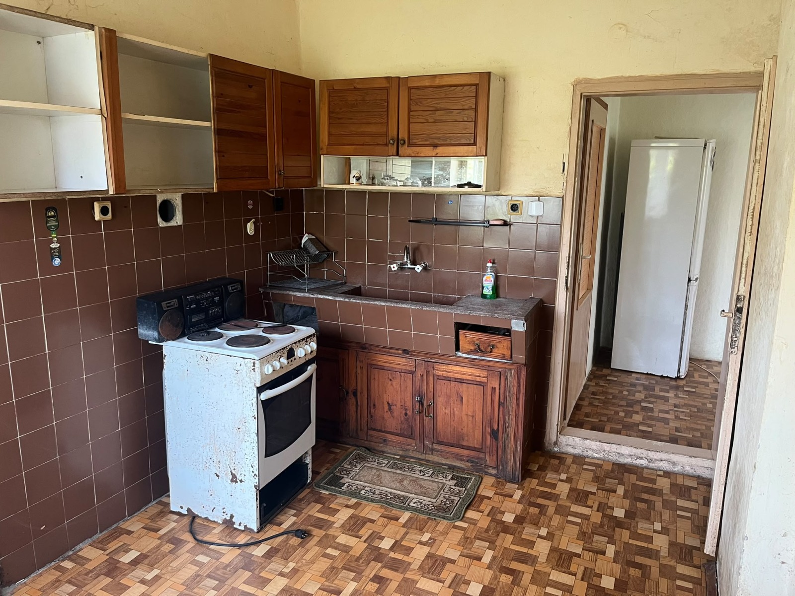 Продава КЪЩА, гр. Каварна, област Добрич, снимка 5 - Къщи - 55530123
