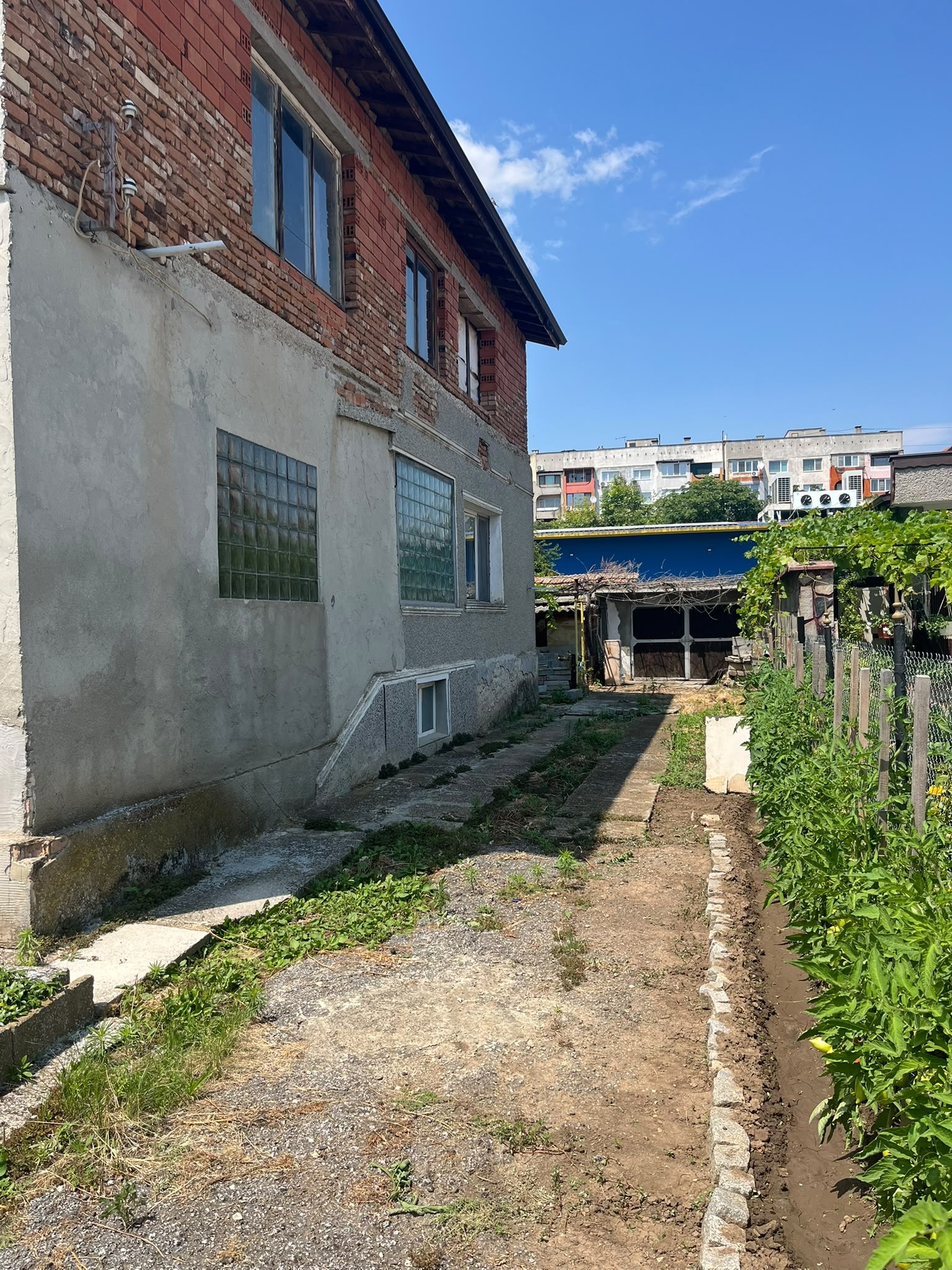 Продава КЪЩА, гр. Каварна, област Добрич, снимка 12 - Къщи - 55530123