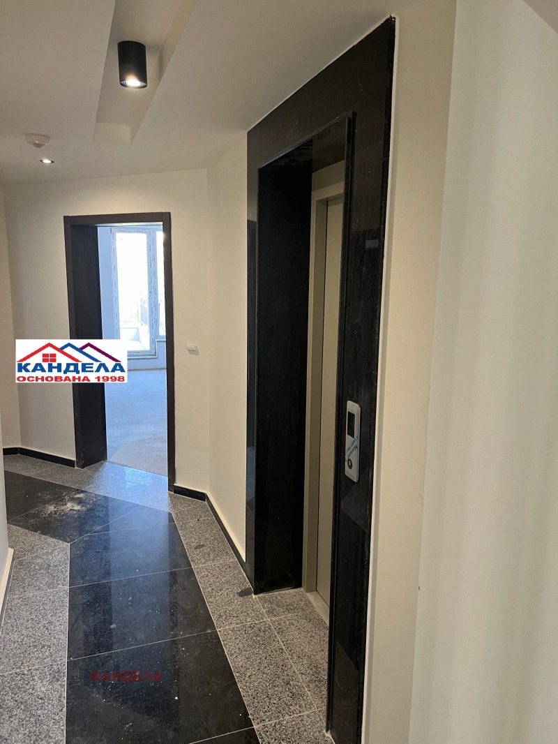 In vendita  2 camere da letto Plovdiv , Kiuchuk Parig , 87 mq | 61258281