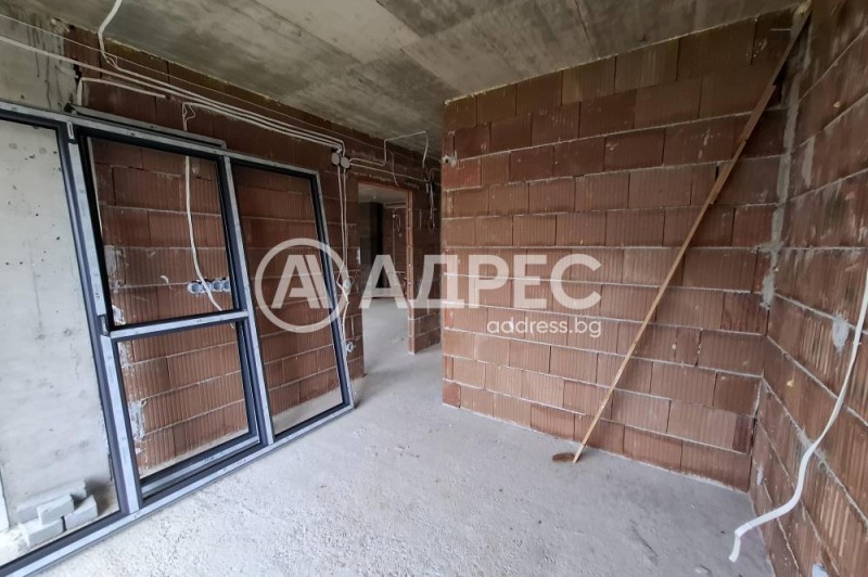 Продава  3-стаен, град София, Гоце Делчев •  327 810 EUR • ID 23602948 — holmes.bg - [1] 