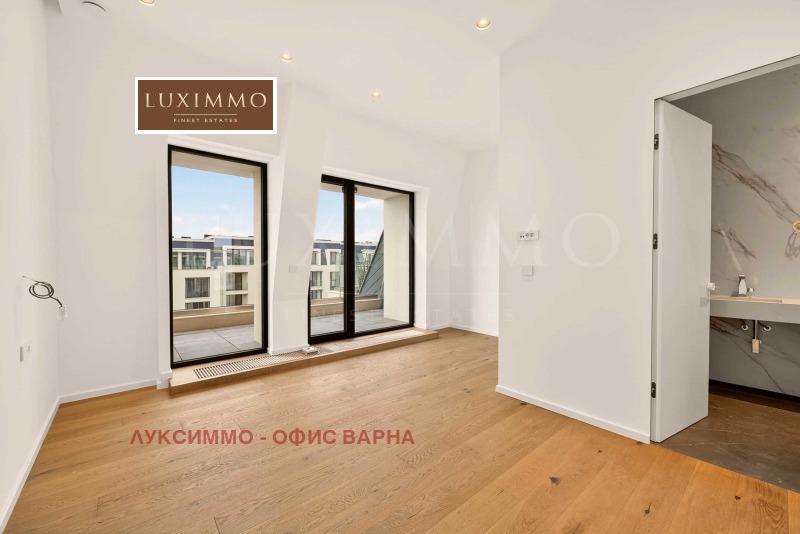 Продава 4-СТАЕН, гр. Варна, к.к. Св.Св. Константин и Елена, снимка 16 - Апартаменти - 53519593