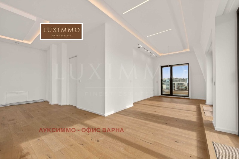 Продава 4-СТАЕН, гр. Варна, к.к. Св.Св. Константин и Елена, снимка 4 - Апартаменти - 53519593