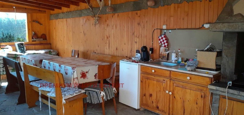 Продава КЪЩА, гр. София, с. Волуяк, снимка 7 - Къщи - 52535237