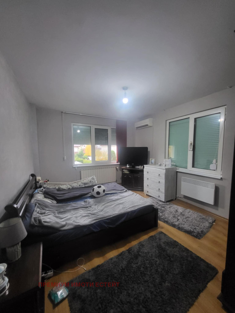 Продава КЪЩА, гр. София, с. Волуяк, снимка 5 - Къщи - 52535237