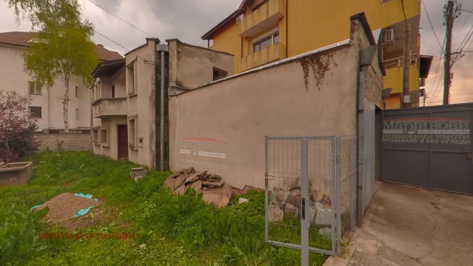 Продава КЪЩА, гр. Монтана, Идеален център, снимка 2 - Къщи - 50061300