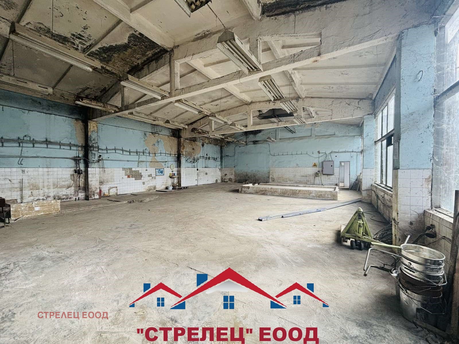 Продава ПРОМ. ПОМЕЩЕНИЕ, гр. Добрич, Промишлена зона - Север, снимка 4 - Производствени сгради - 54752385