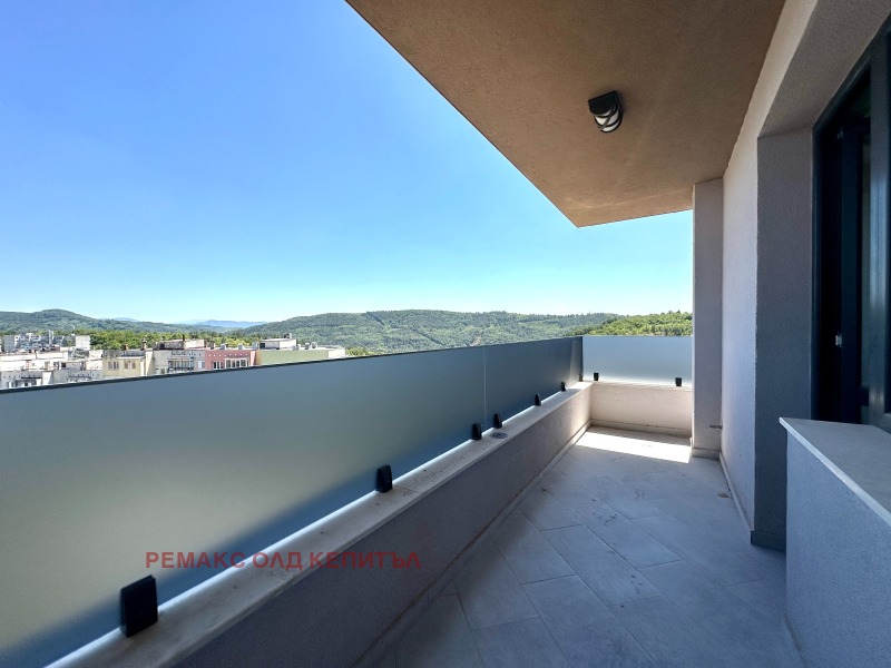 In vendita  2 camere da letto Veliko Tarnovo , Zona B , 100 mq | 58797185