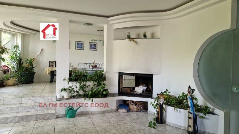 Na sprzedaż  Dom Sofia , Dragalewci , 480 mkw | 86917143