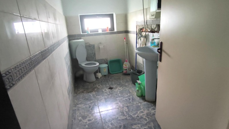 Продава КЪЩА, с. Церовец, област Русе, снимка 8 - Къщи - 52409807