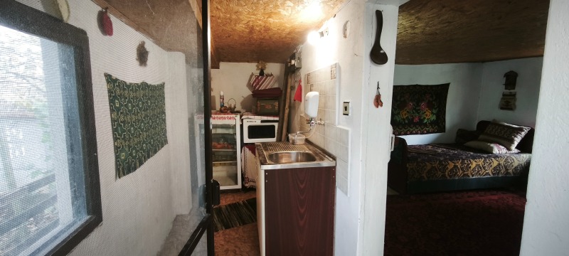 Продава КЪЩА, с. Церовец, област Русе, снимка 14 - Къщи - 52409807