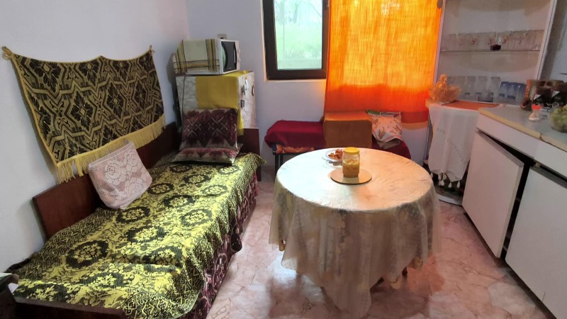 Продава КЪЩА, с. Церовец, област Русе, снимка 4 - Къщи - 52409807