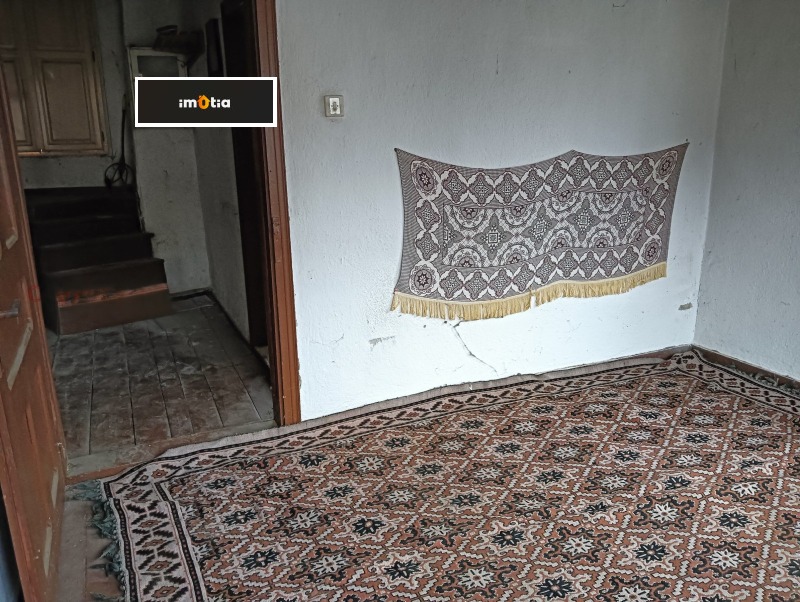 Продава КЪЩА, гр. Троян, област Ловеч, снимка 13 - Къщи - 53356095