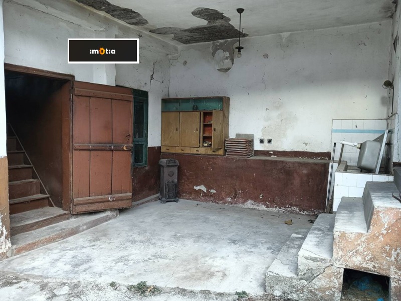 Продава КЪЩА, гр. Троян, област Ловеч, снимка 5 - Къщи - 53356095