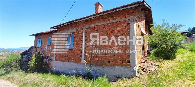 Продава КЪЩА, с. Гълъбник, област Перник, снимка 8 - Къщи - 55227287