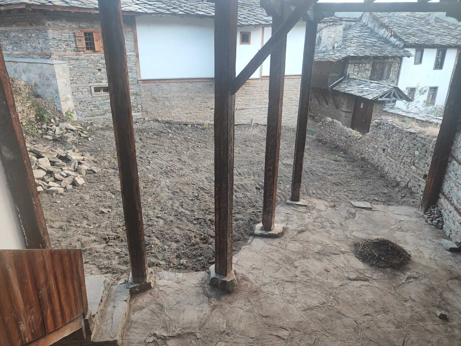 Продава КЪЩА, с. Ковачевица, област Благоевград, снимка 4 - Къщи - 54622446