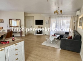 Продава 3-стаен град Пловдив Център - [1] 