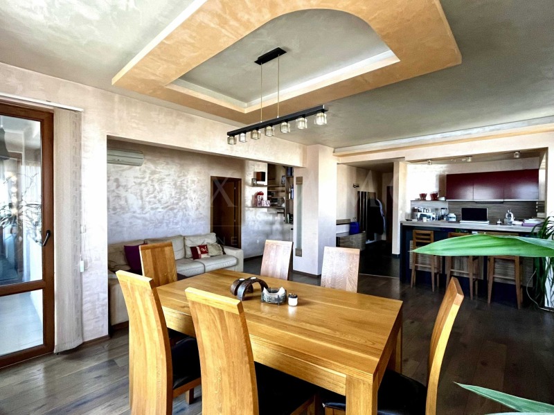 Продава МНОГОСТАЕН, гр. Бургас, Възраждане, снимка 3 - Апартаменти - 52873387