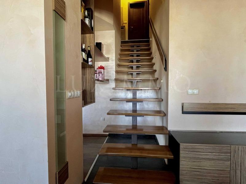 Продава МНОГОСТАЕН, гр. Бургас, Възраждане, снимка 9 - Апартаменти - 52873387