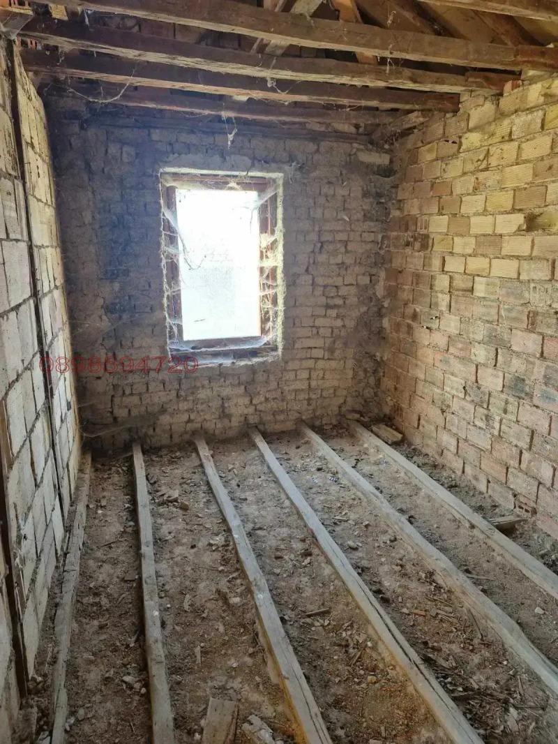 Продава КЪЩА, с. Тъжа, област Стара Загора, снимка 11 - Къщи - 52779144