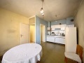 Продава  2-стаен град Шумен , 5-ти полк , 76 кв.м | 89974192