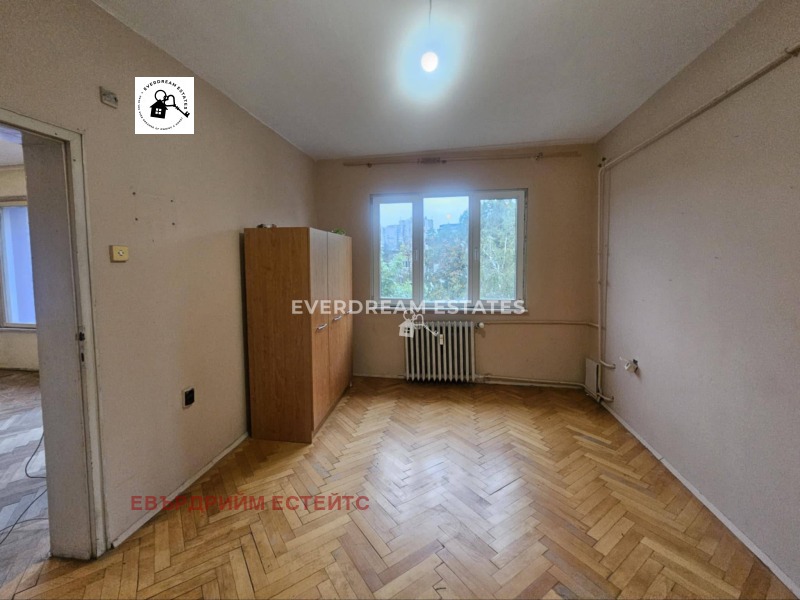 Продава  3-стаен град София , Надежда 4 , 64 кв.м | 51175924