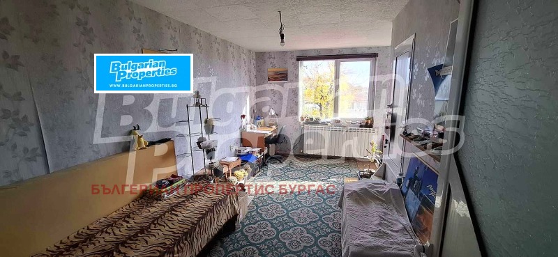 Продава КЪЩА, гр. Бургас, Черно море, снимка 11 - Къщи - 52521229