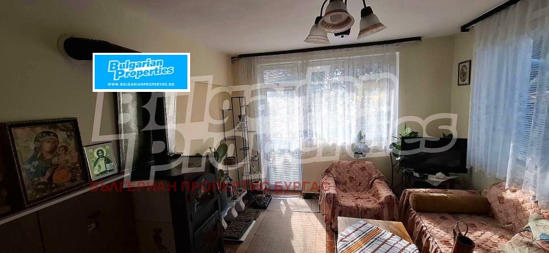 Продава КЪЩА, гр. Бургас, Черно море, снимка 9 - Къщи - 52521229