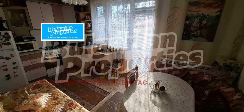 Продава КЪЩА, гр. Бургас, Черно море, снимка 7 - Къщи - 52521229