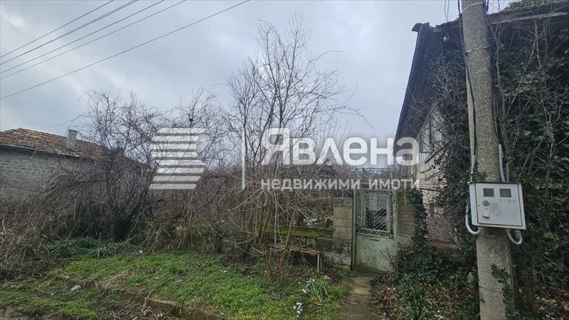 Продава КЪЩА, с. Николаевка, област Варна, снимка 4 - Къщи - 56109056