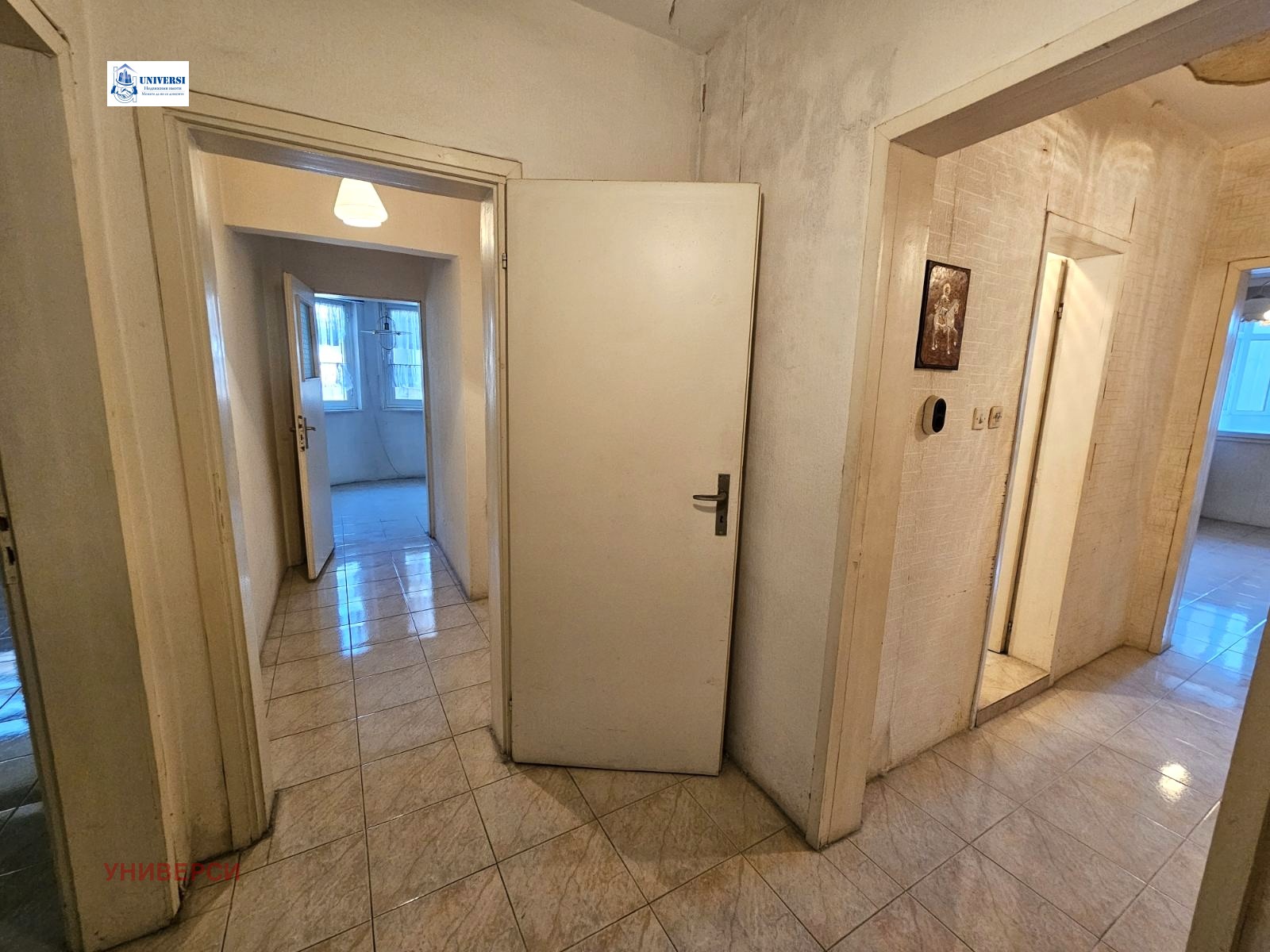 Продава 2-СТАЕН, гр. Варна, Център, снимка 2 - Апартаменти - 53814224