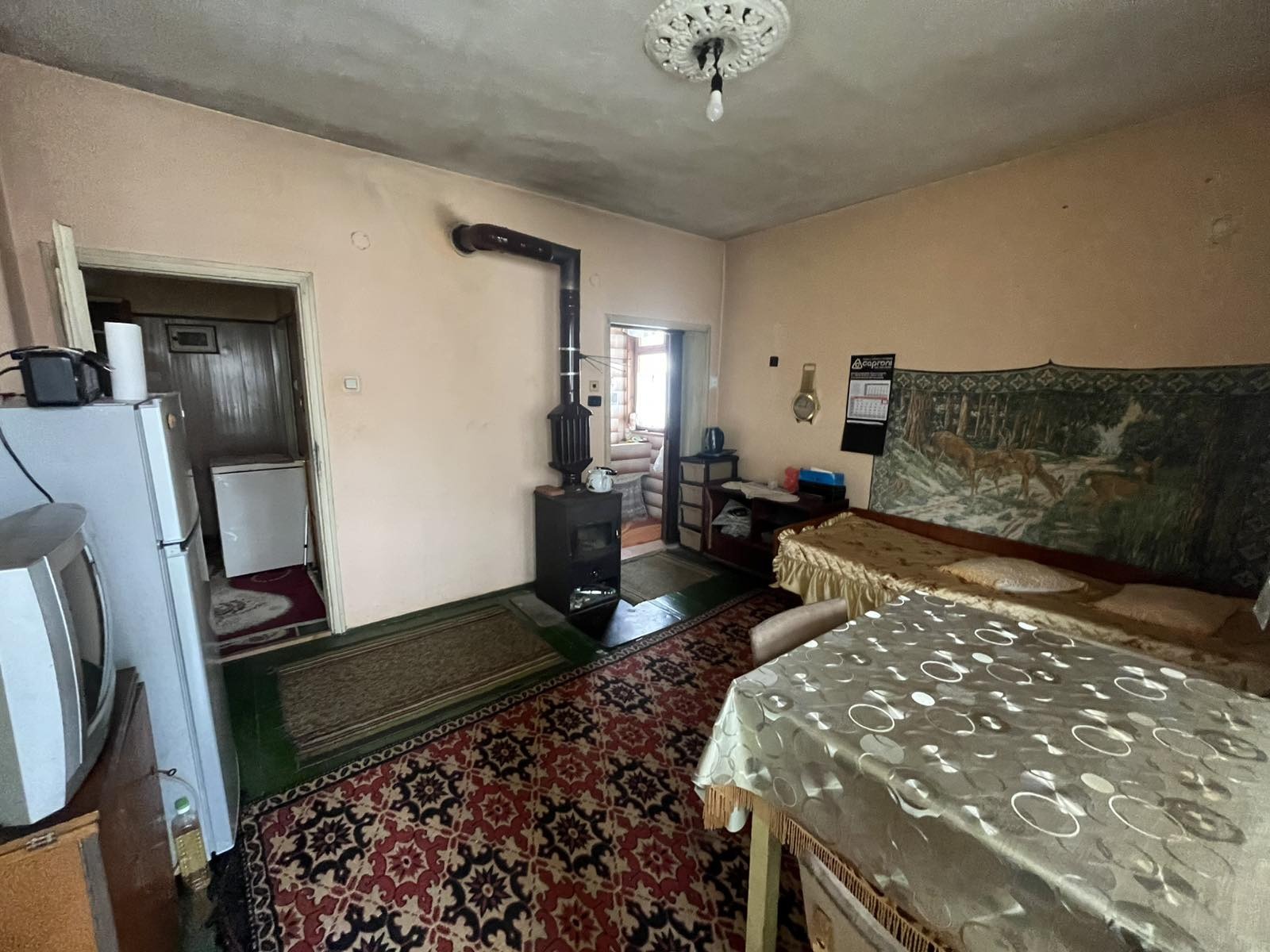 Продава ЕТАЖ ОТ КЪЩА, гр. Казанлък, област Стара Загора, снимка 2 - Етаж от къща - 54079954