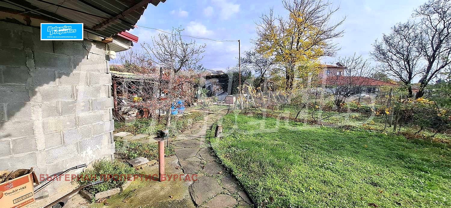 Продава КЪЩА, гр. Бургас, Черно море, снимка 2 - Къщи - 53023122