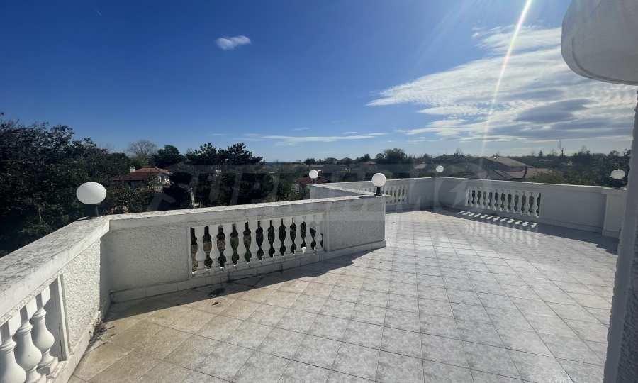 Продава КЪЩА, с. Крапец, област Добрич, снимка 2 - Къщи - 53616370