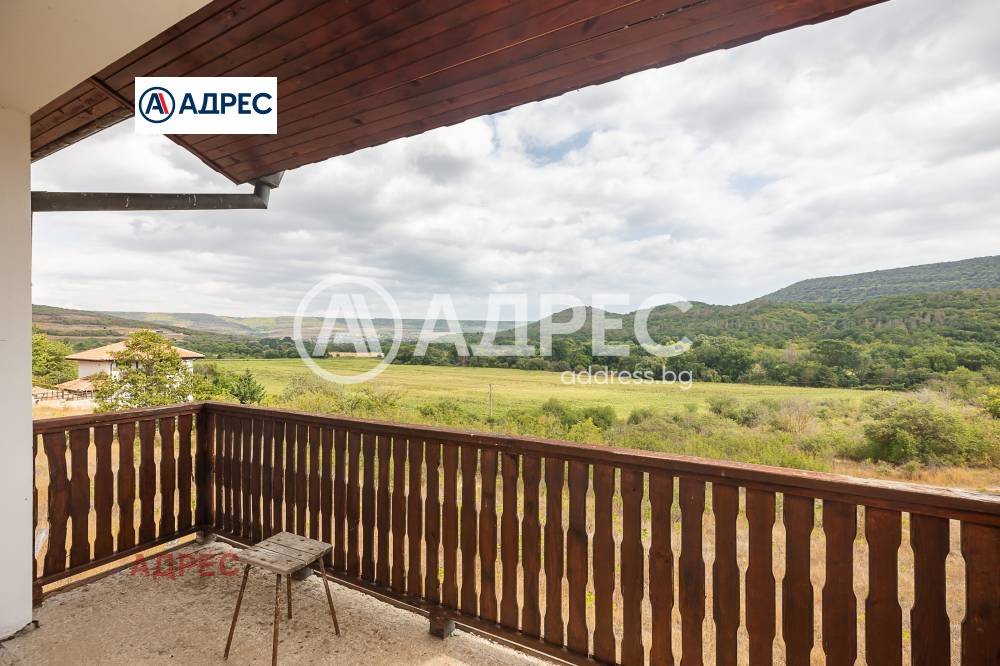 Продава КЪЩА, с. Църква, област Добрич, снимка 8 - Къщи - 54821580