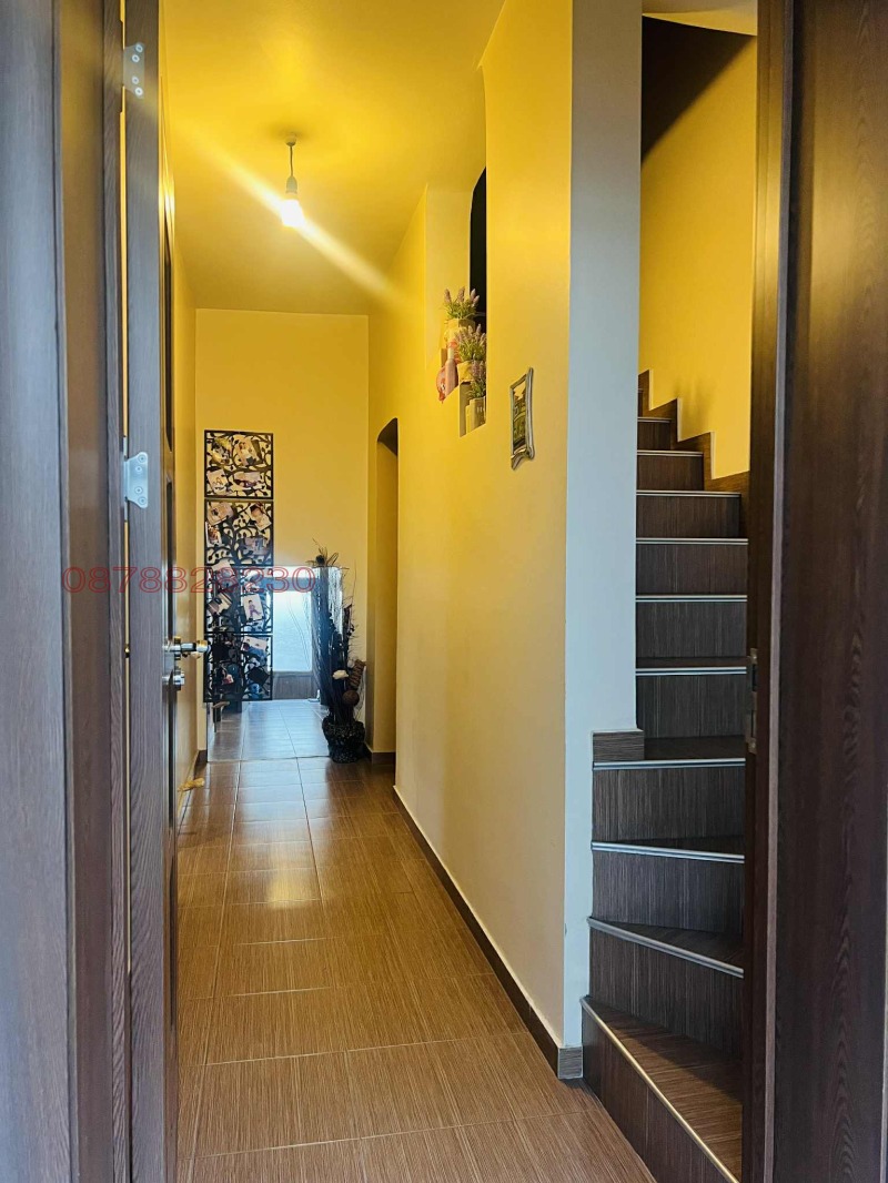 Продава КЪЩА в град Шумен, Военно училище - 165 кв.м / 200 000 € » 391 166.00 лв.