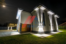 House Apriltsi, region Lovech 10