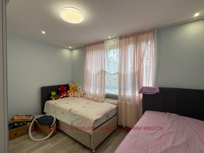 In vendita  3 camere da letto Targovishte , Tsentar , 96 mq | 50627997 - Immagine [4]